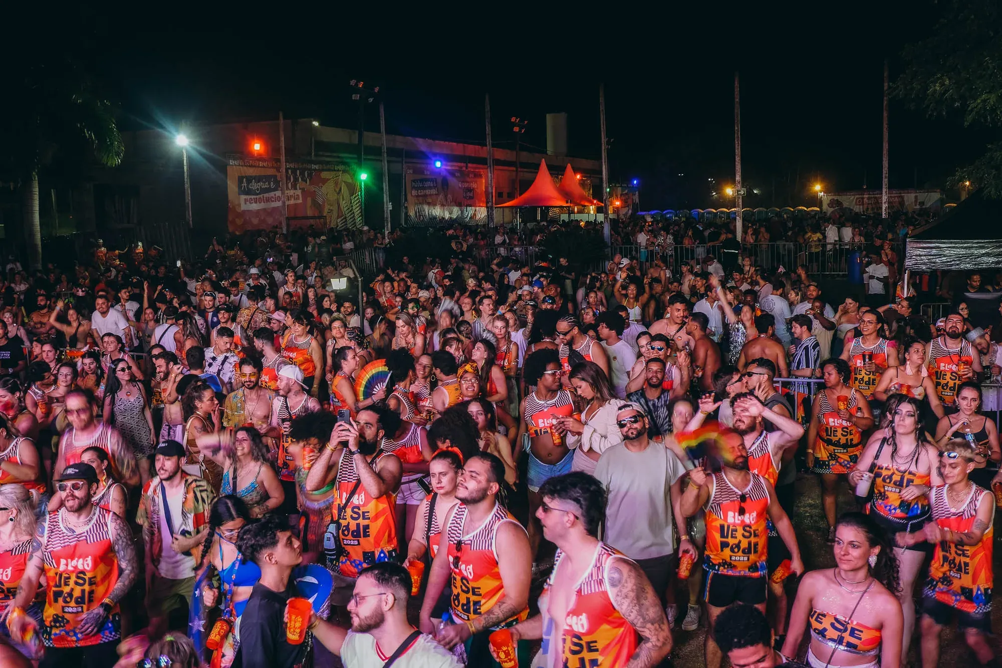 Bloco Vê Se Pode — peça do case