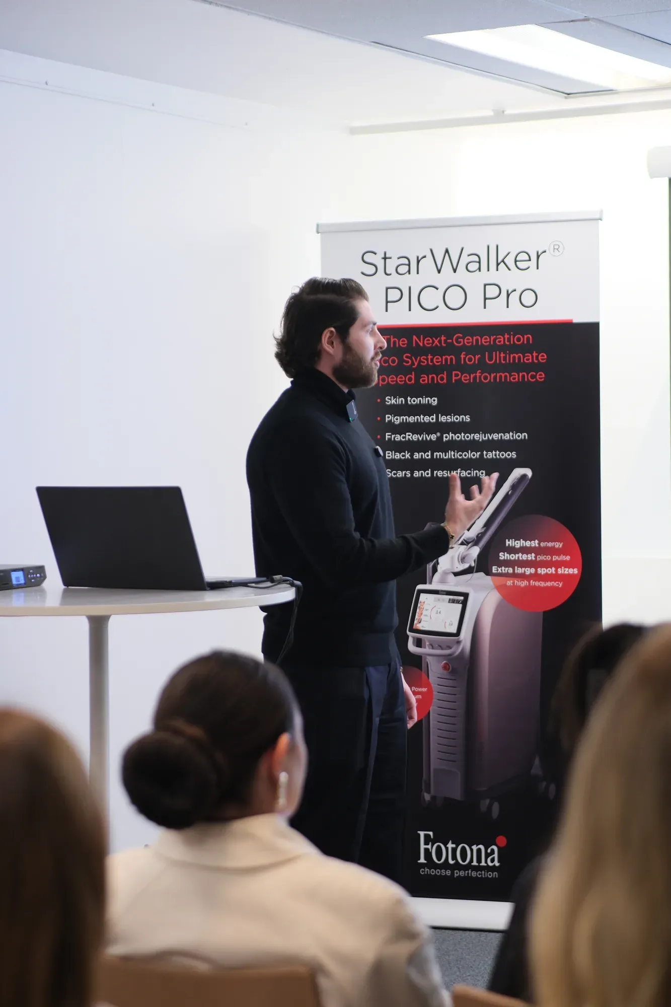 IMCAS Paris — peça do case