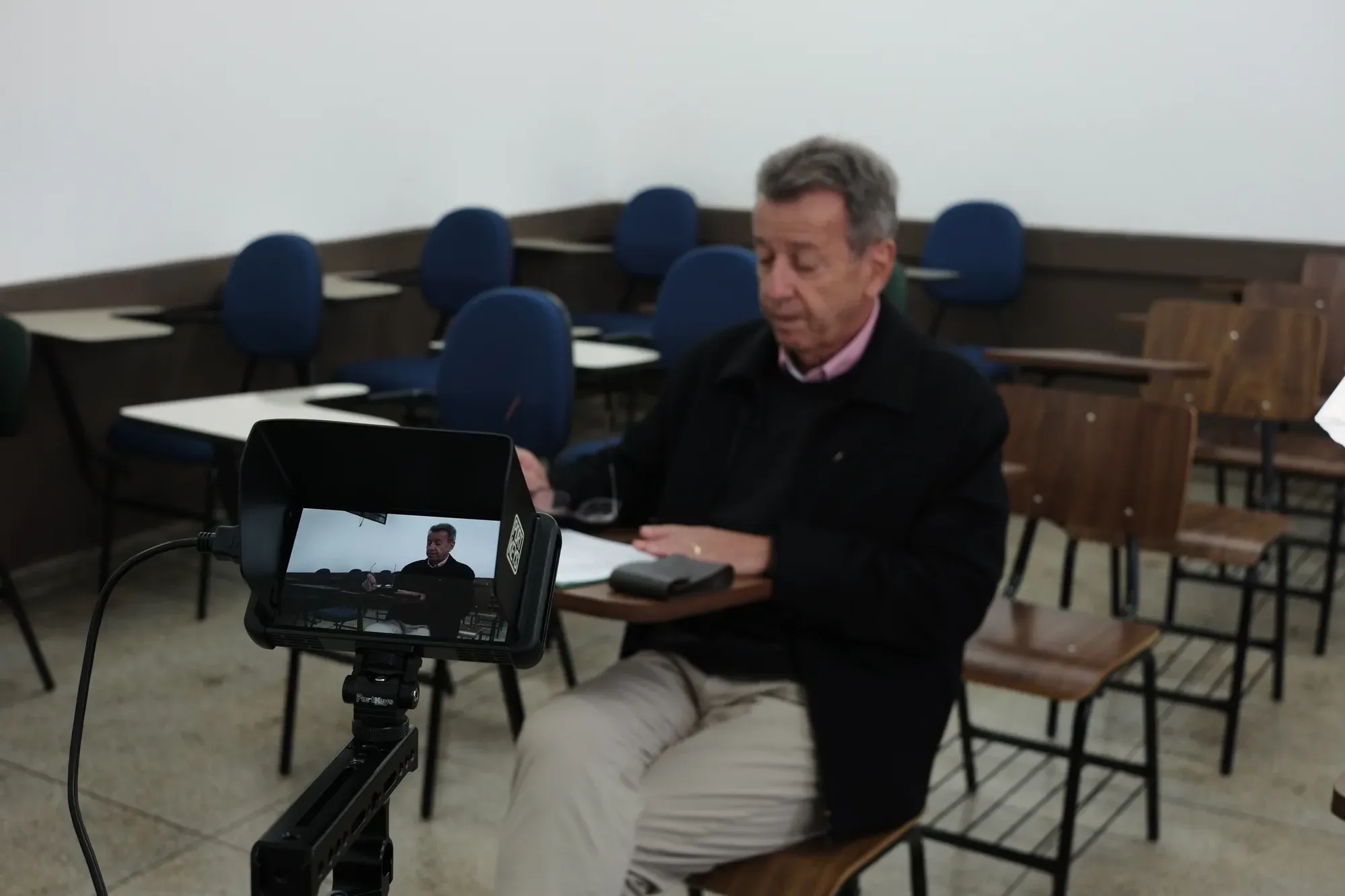 UEL — peça do case
